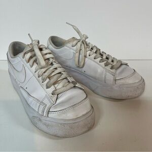 Size 8 - Women’s Nike Blazer Platform Low Triple White W USED